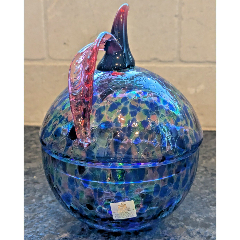 VTG Design Guild Czech Art Glass Candy Dish Apple Shape Iridescent Lid Bowl Rare
